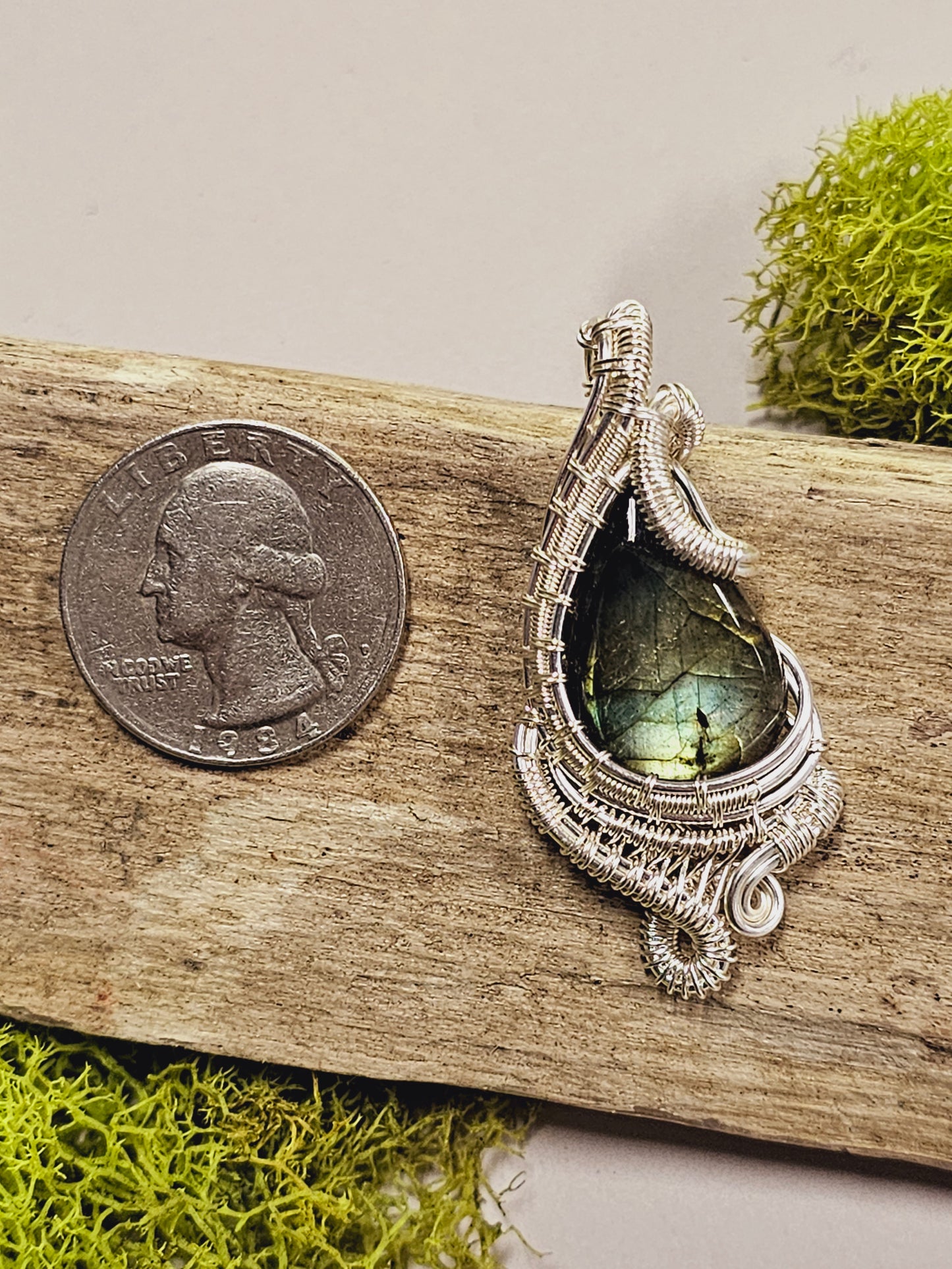 Labradorite and Silver Wire Wrapped Necklace Pendant