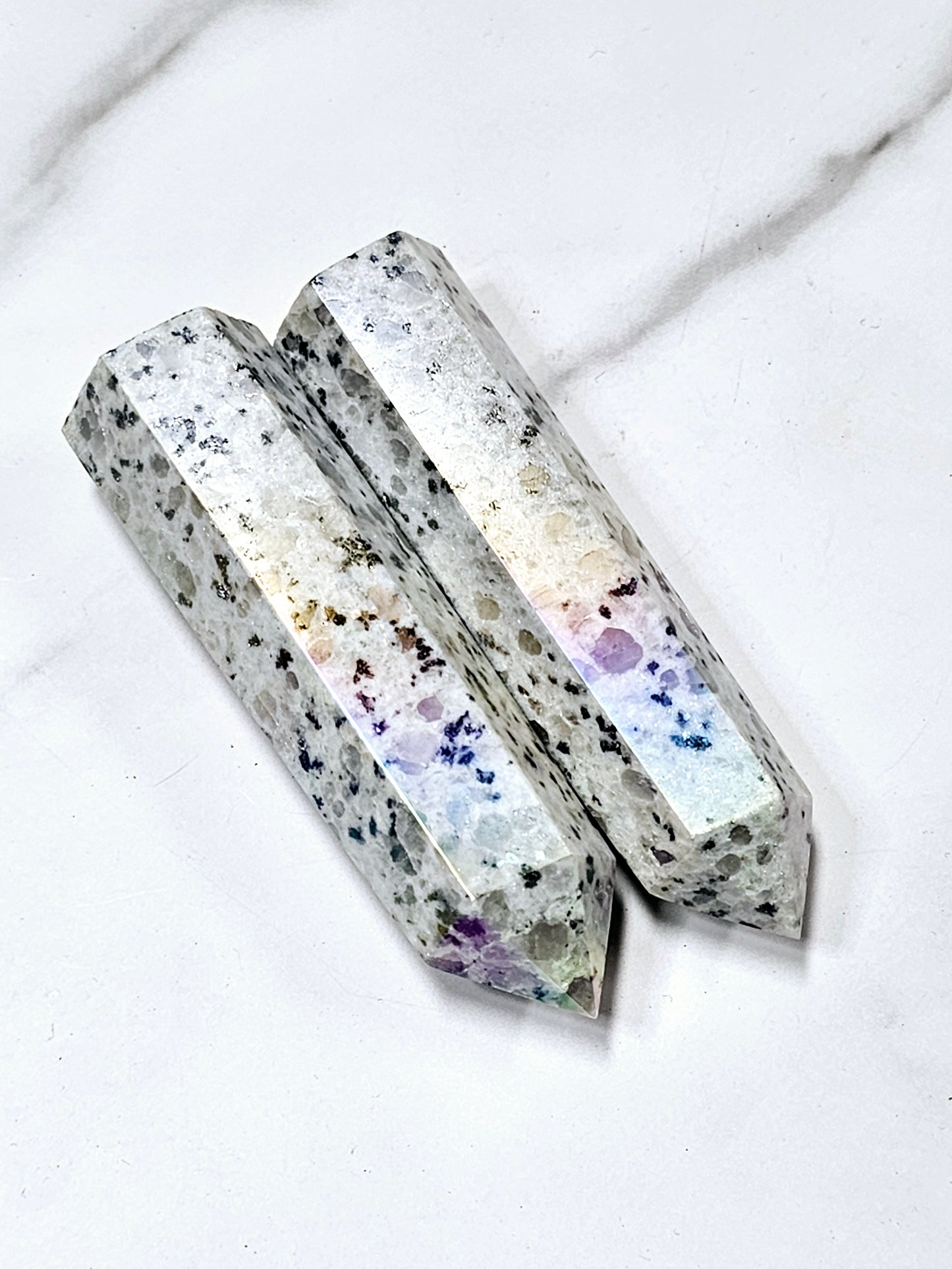 Aura Kiwi Jasper Tower