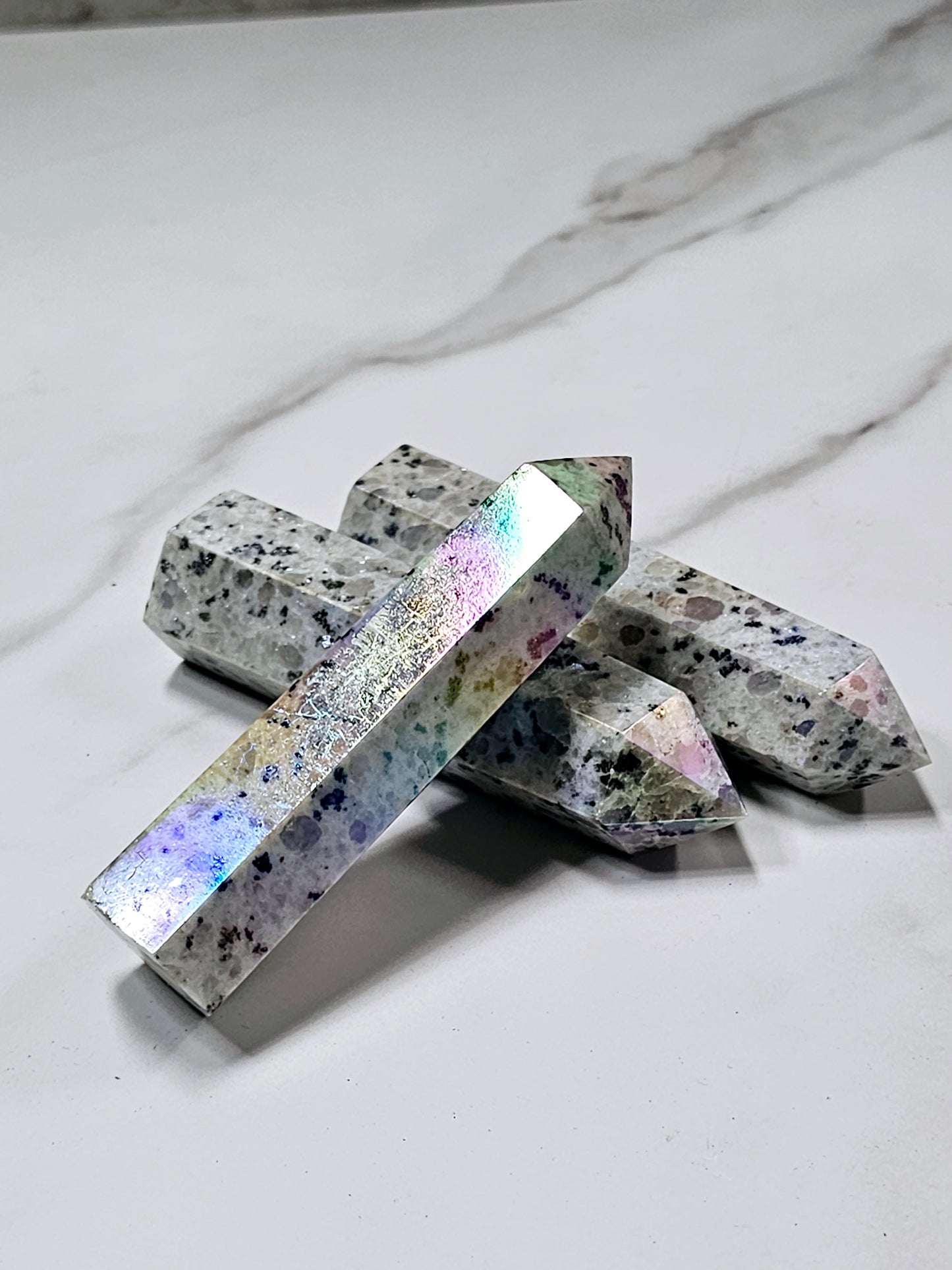 Aura Kiwi Jasper Tower