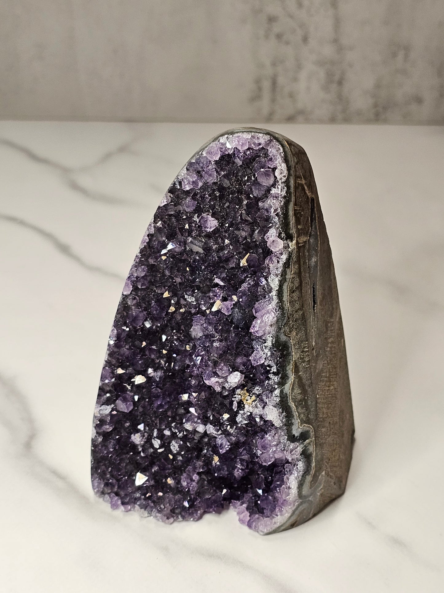 Amethyst Cut Base