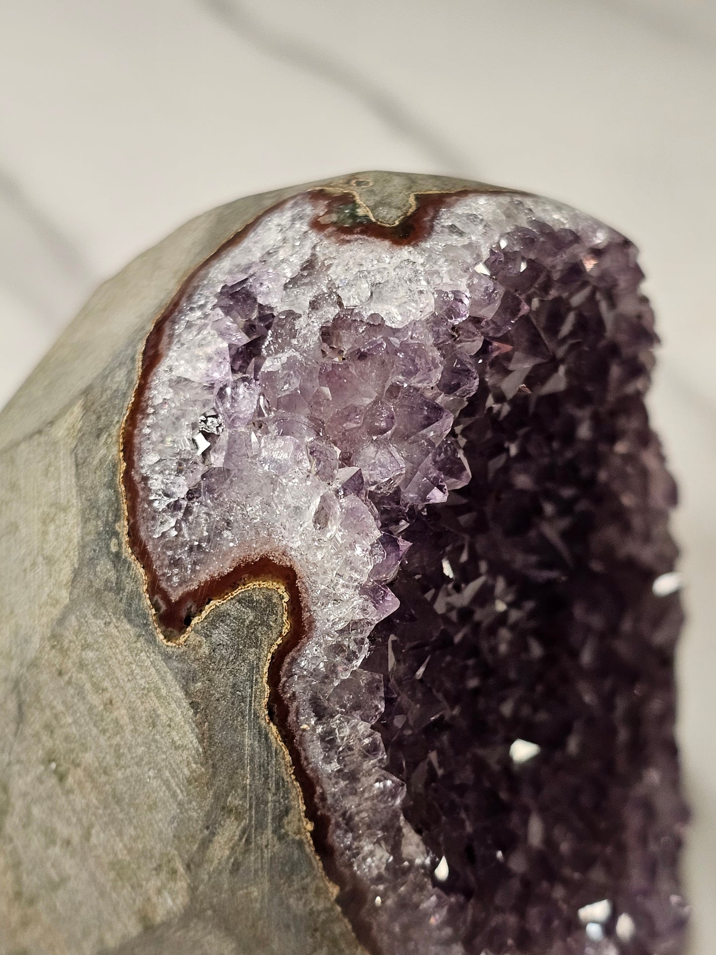 Amethyst Cut Base