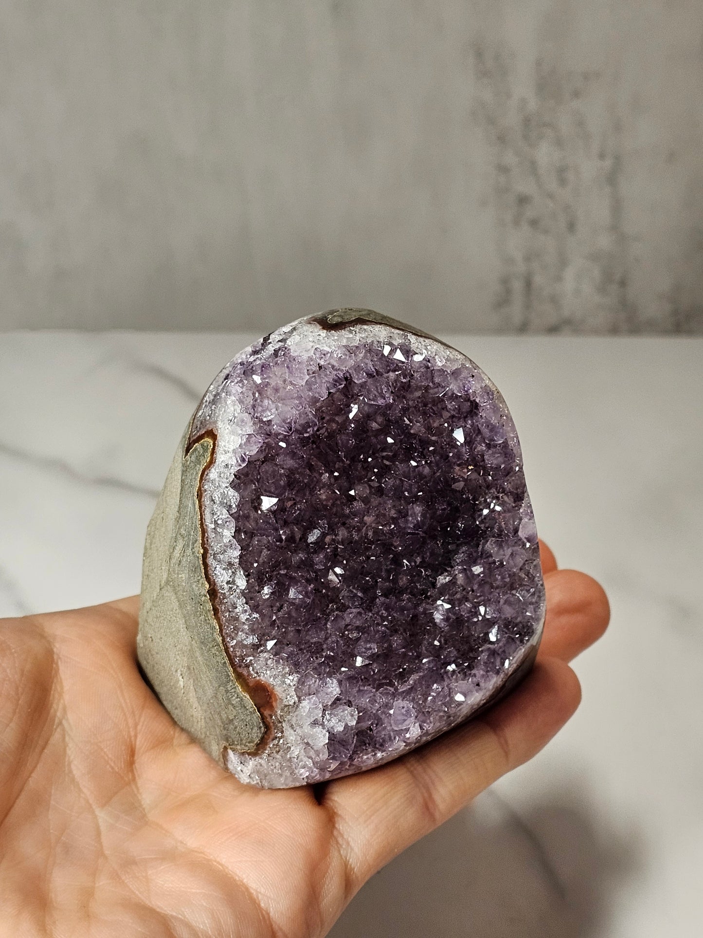 Amethyst Cut Base