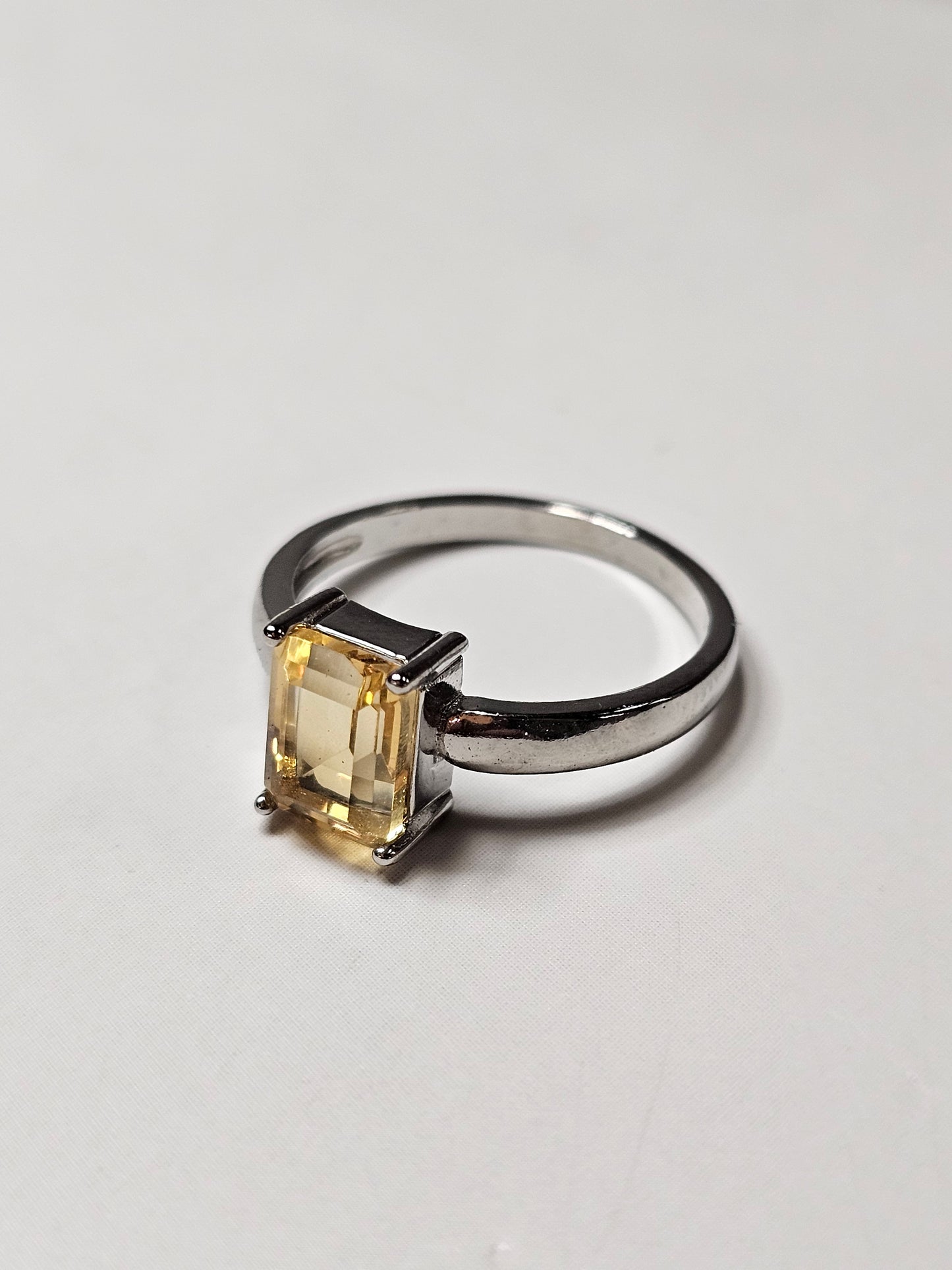 Citrine White Bronze Ring