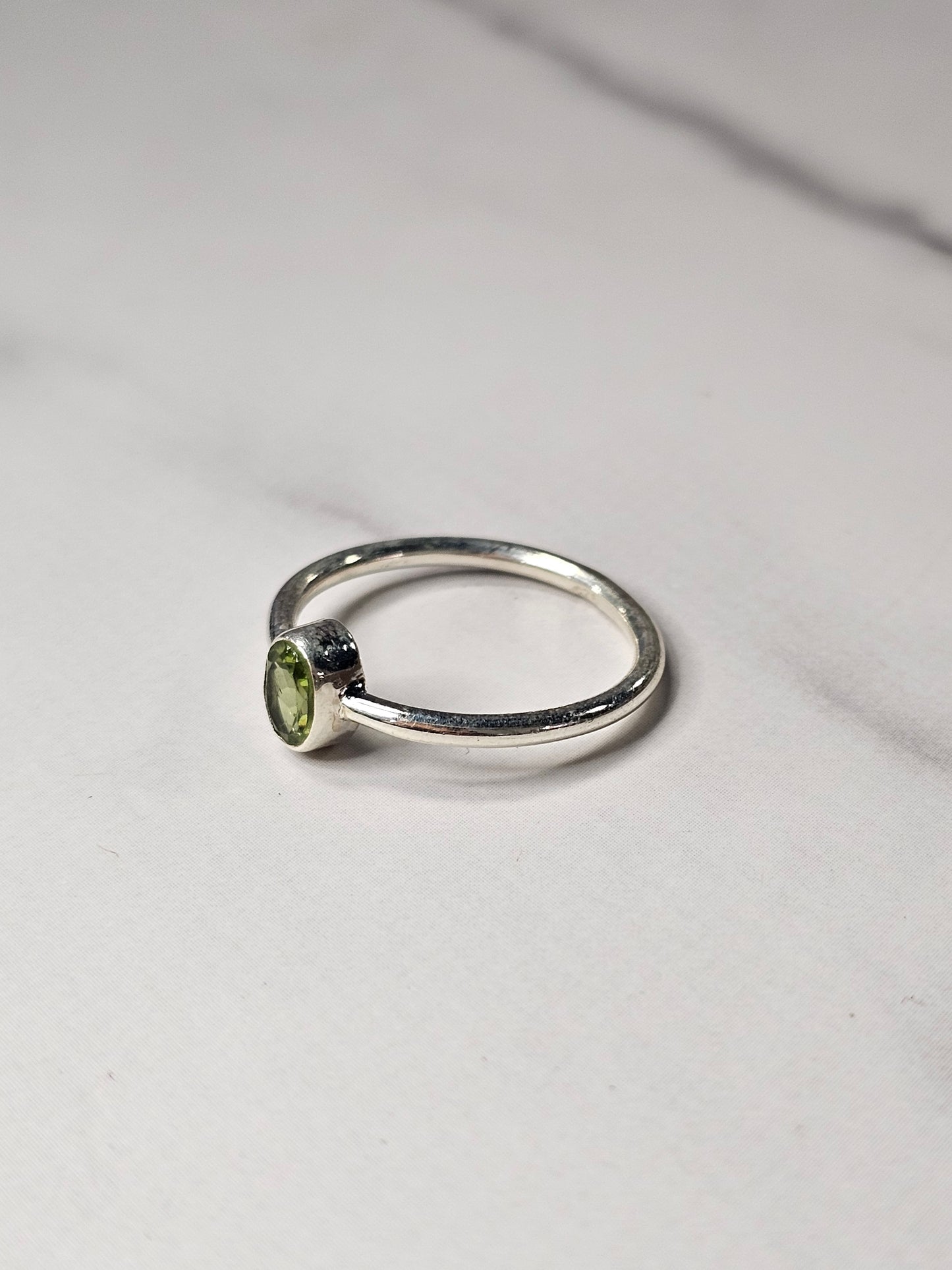 Peridot .925 Sterling Silver Ring - Faceted Oval Cut