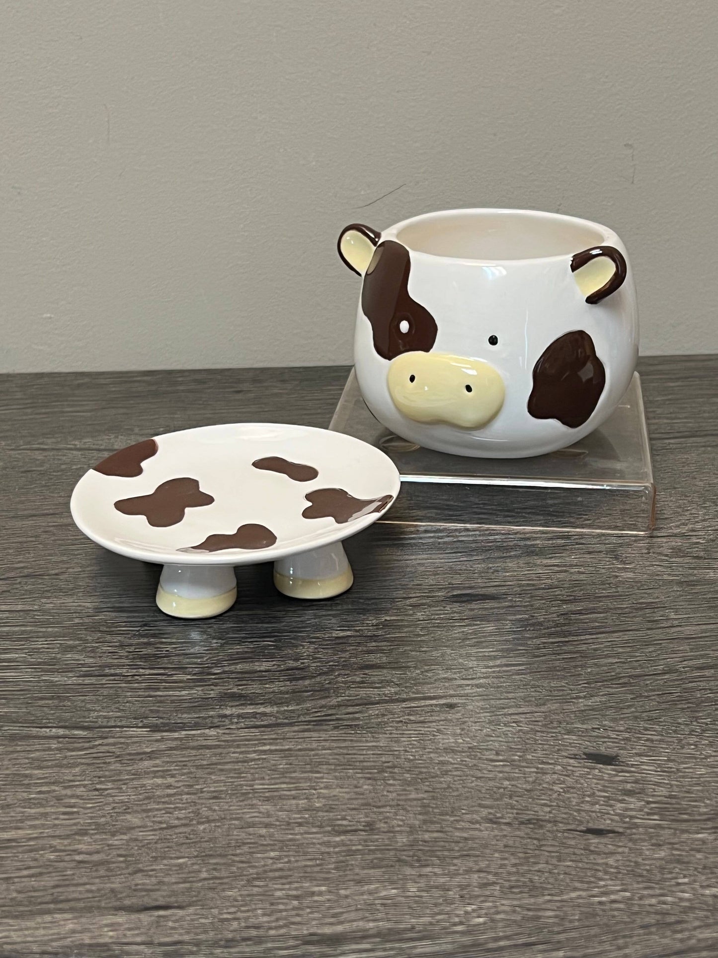 Brown Cow Ceramic Footsie Planter
