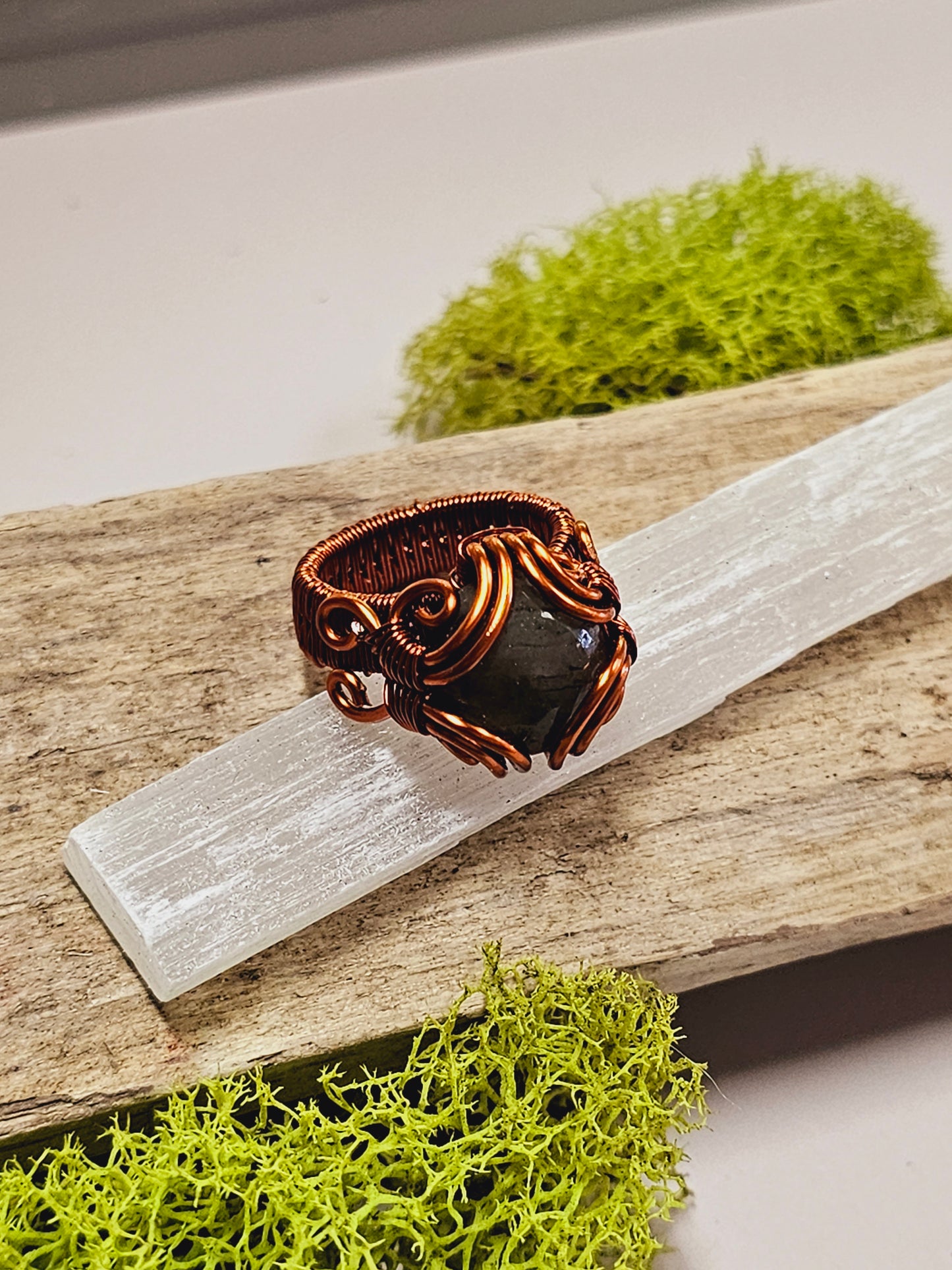 Labradorite and Copper Wire Wrapped Ring Size 6