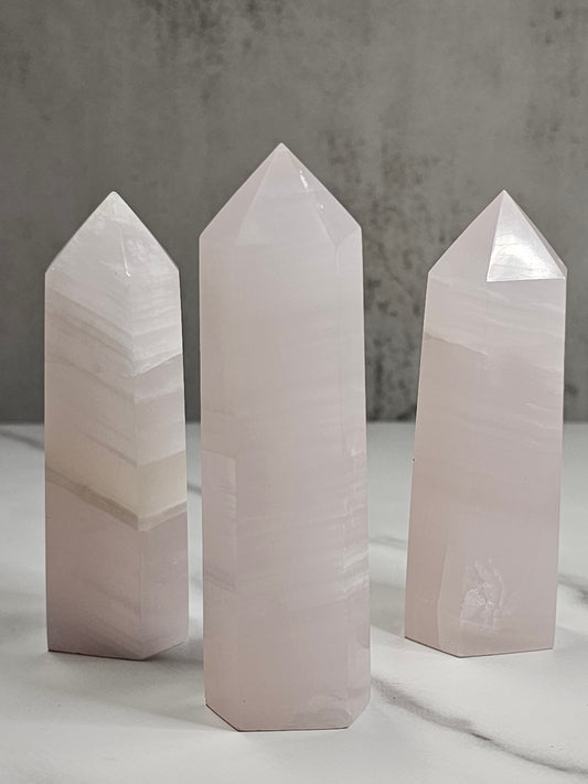 Mangano Calcite Tower