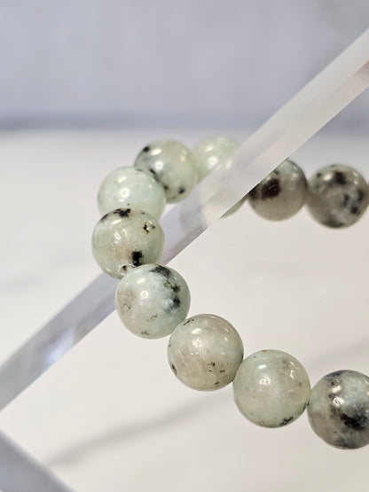 Kiwi Jasper Stretchy Bracelet