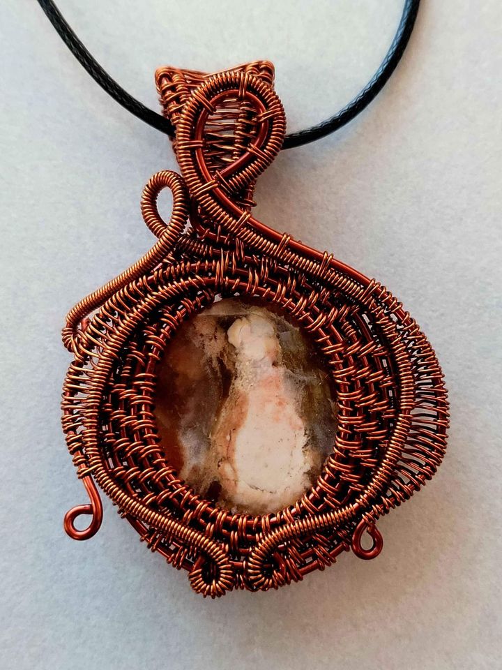 Agate with Copper Wire Wrapped Necklace